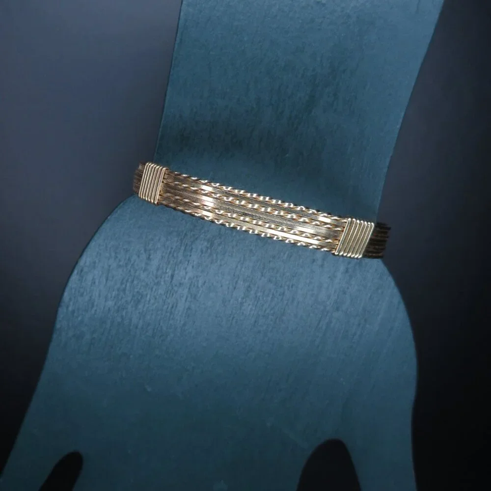 14K Gold Wire Bracelet - Picture 6 of 13
